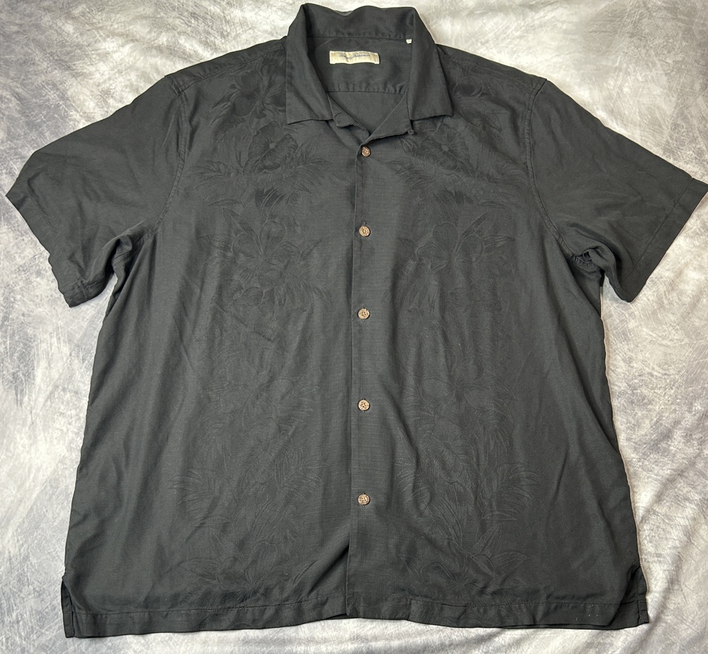 Tommy Bahama Shirt Mens 3XL Black Silk Floral Hawaiian Short Sleeve Button Front